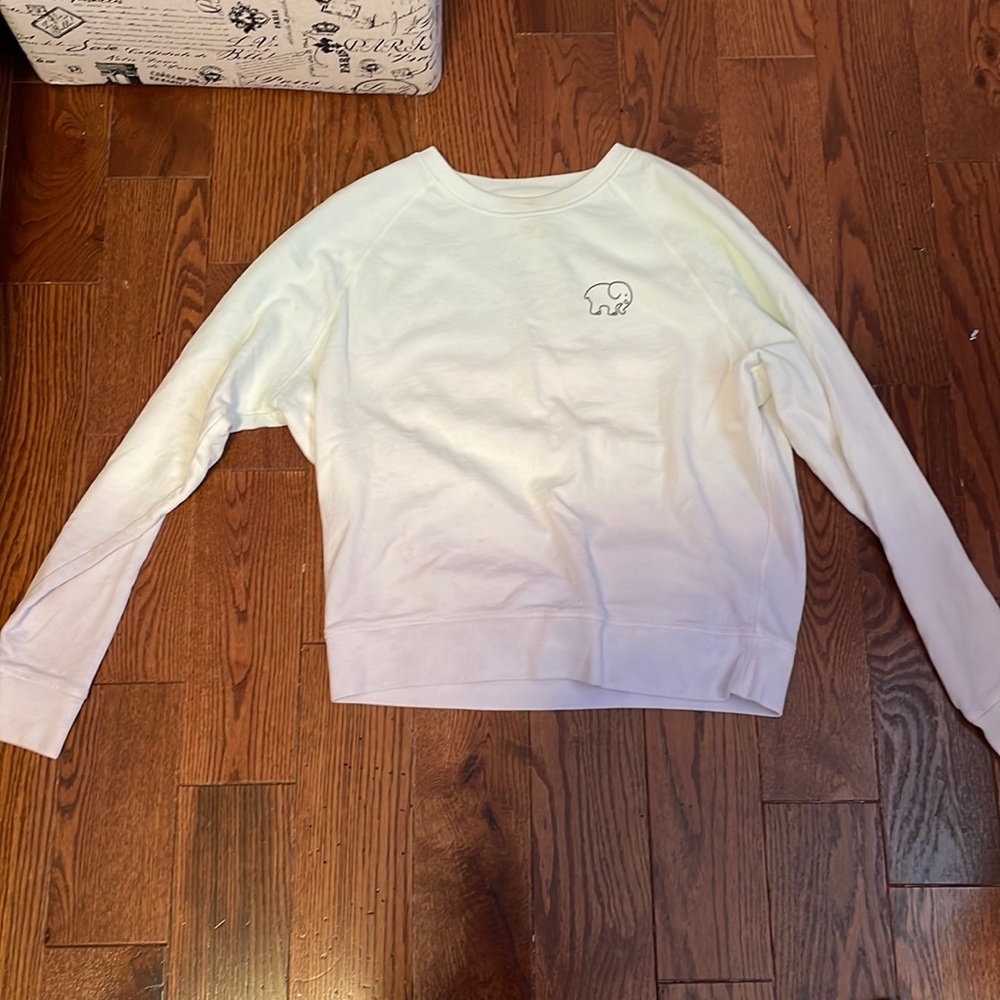 Ivory and Ella medium sweater medium